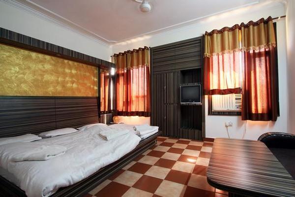 Hotel Maharaja